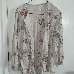 Floral Lace Trim pajamas top